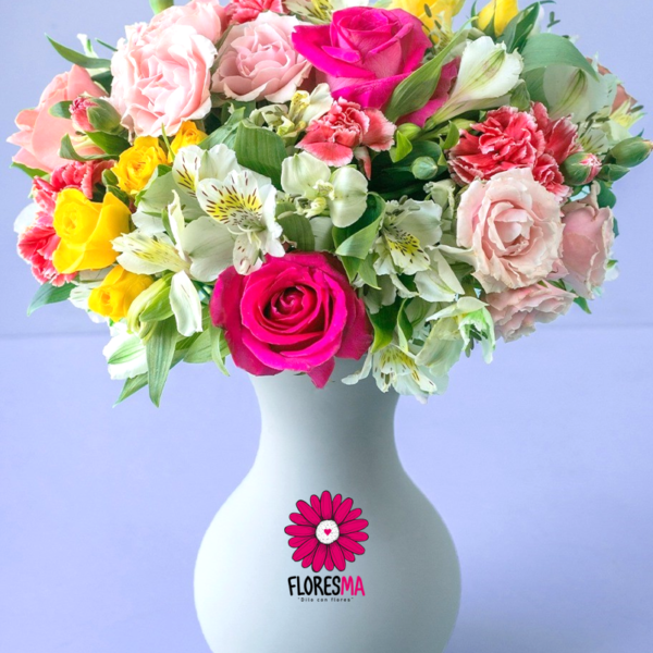 6 Rosas y Lilys amarillas, astromelias + florero – Floresma